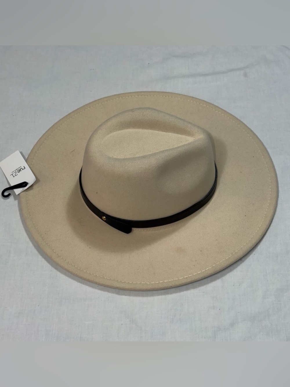 Rue21 NWT Cream Wide Brim Fedora Hat Black Band Women Boho Western